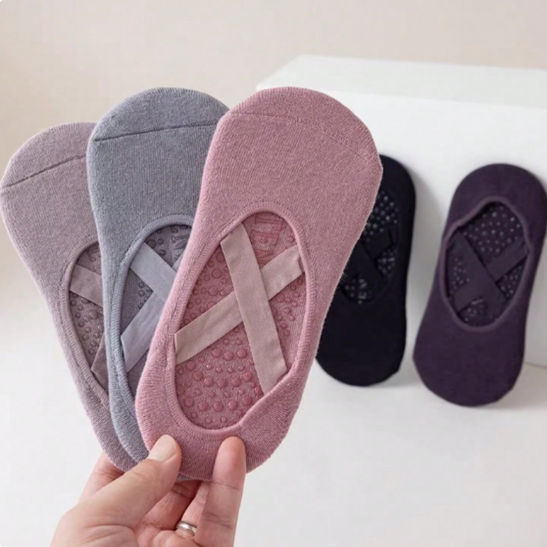 Anti-slip silicone sole yoga s - Pilates With Yoga ulasan dan harga
