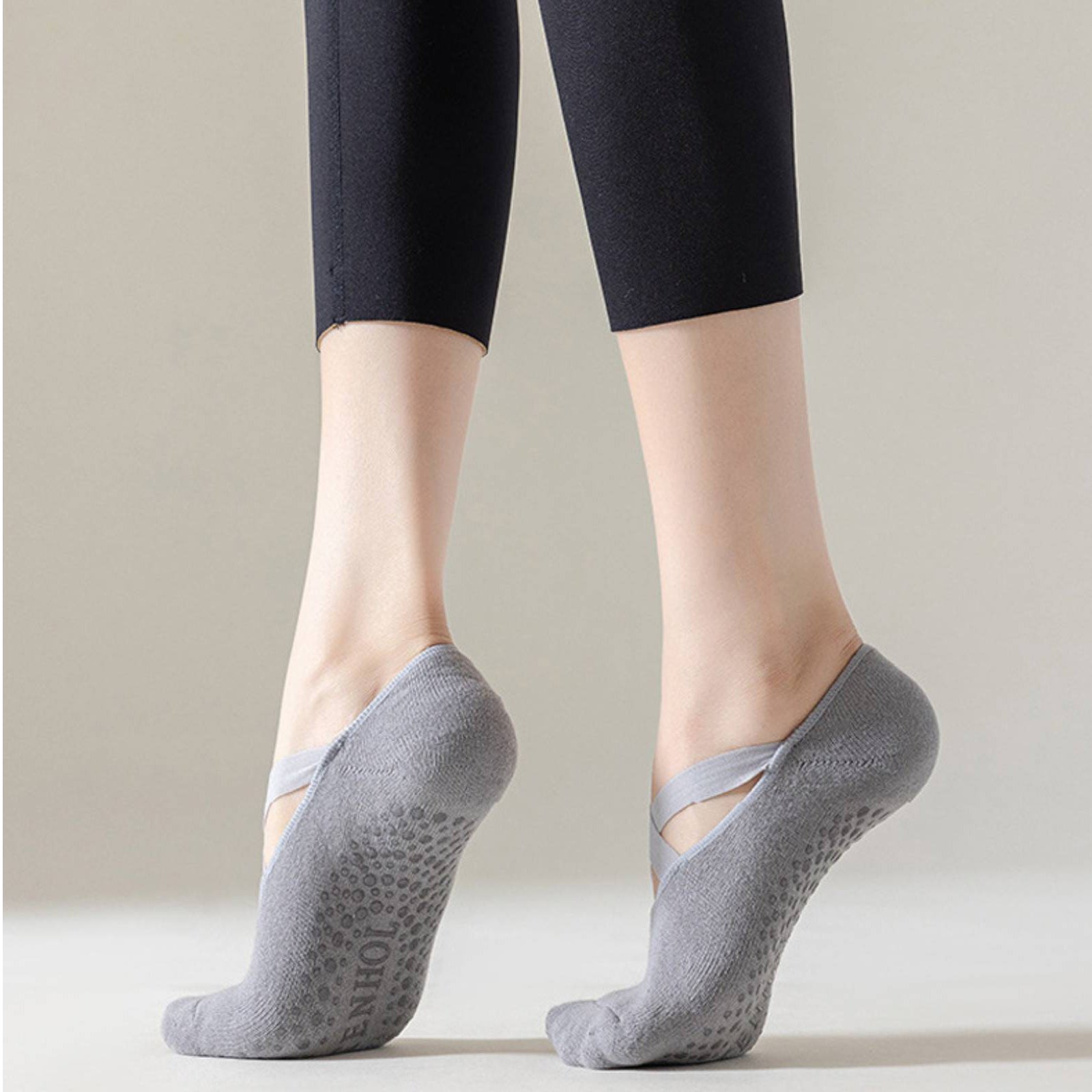 Non Slip Fitness Socks Breatha - Pilates Yoga And Gym ulasan dan harga
